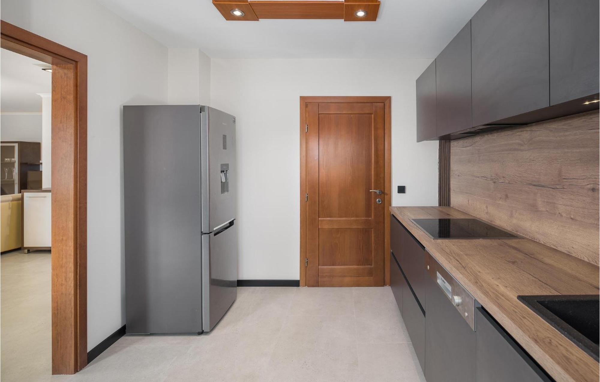 3 Bedroom Lovely Home In Porec * Poreč