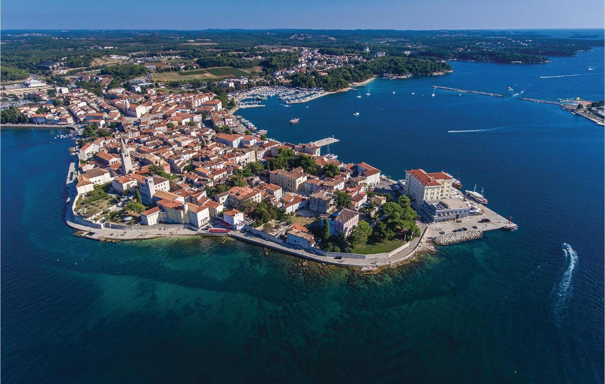 3 Bedroom Lovely Home In Porec